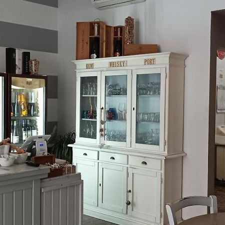 La Casina Di Ale Apartment Марина ди Карара Екстериор снимка