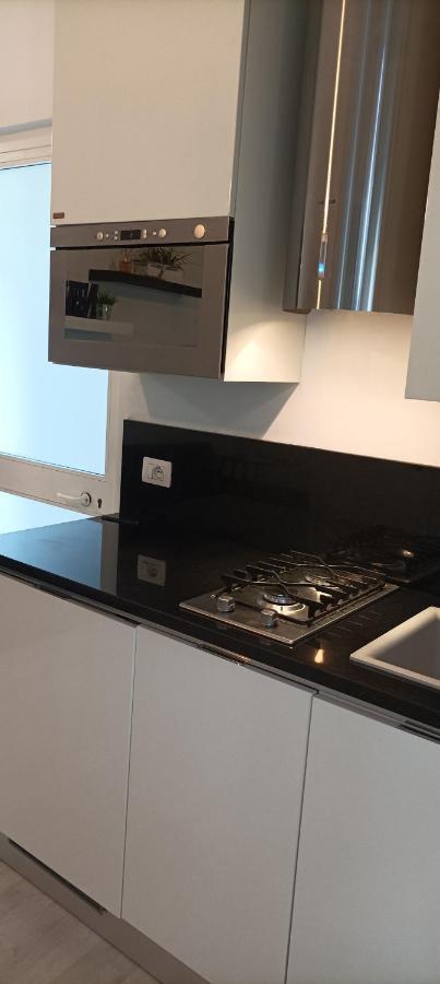 La Casina Di Ale Apartment Марина ди Карара Екстериор снимка