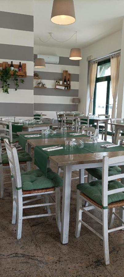 La Casina Di Ale Apartment Марина ди Карара Екстериор снимка